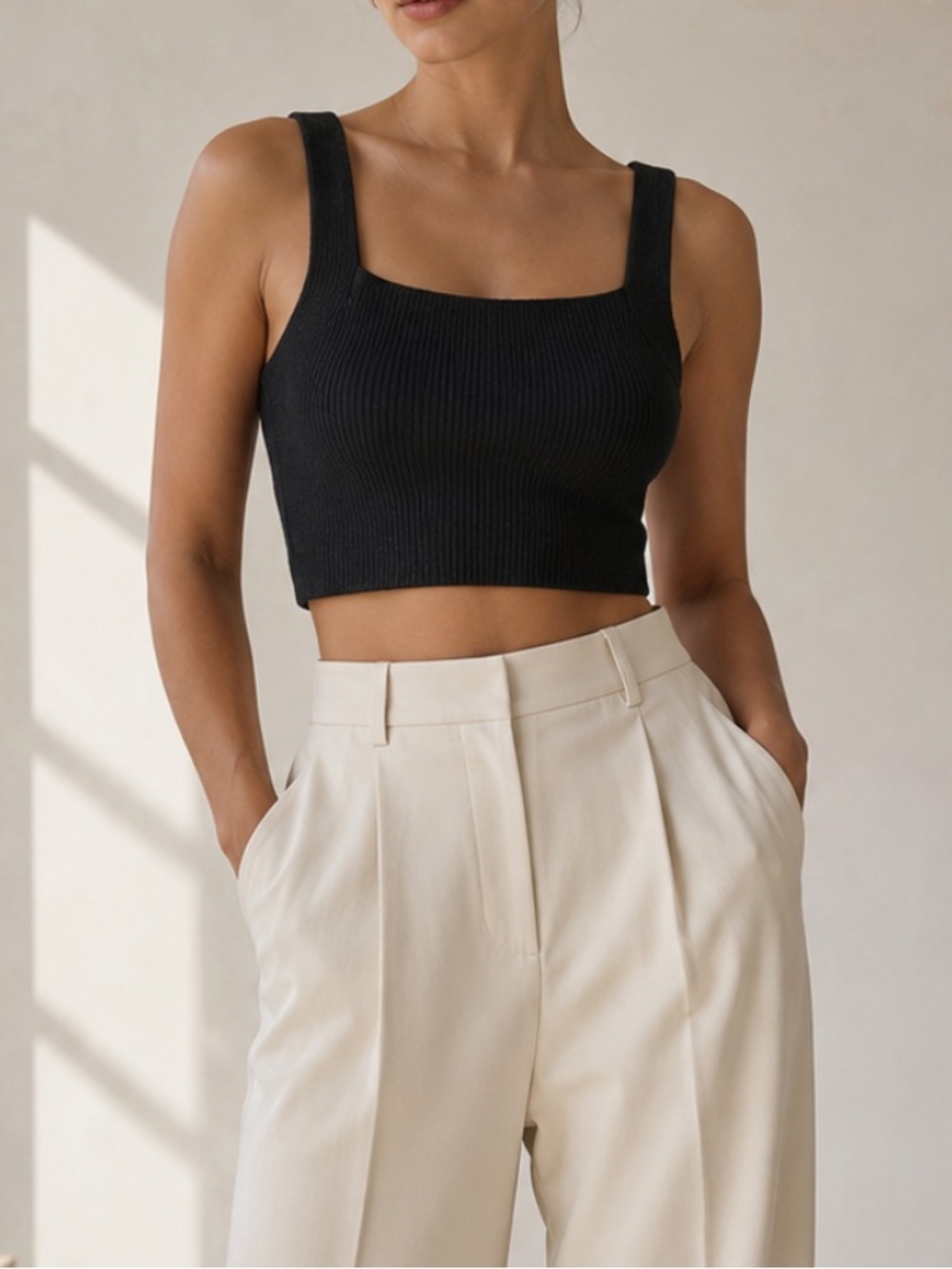 Aritzia Wilfred Crop Tank Square Neck Ribbed Knit Black Womens XXS Minimalist